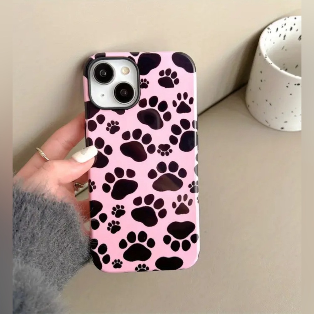 iPhone 15 Puppy Paw Pattern Phone Case